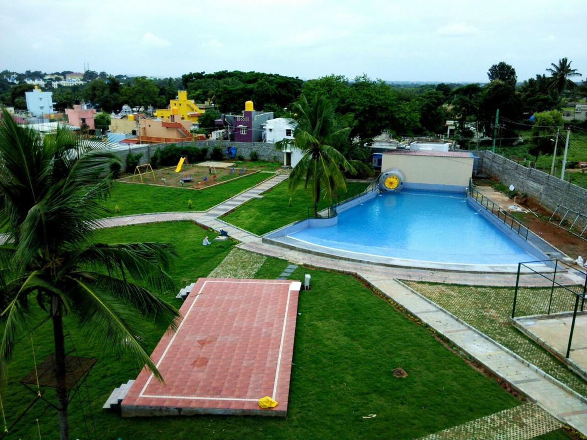 Park Hotel And Resort Kaglipur Extérieur photo